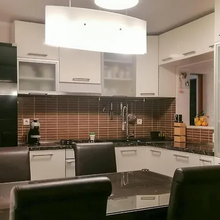Stunning Apartment In Rogoznica *